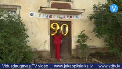 Mednieki uztur dzīvu slēgto Mežzemes skolu Jēkabpils novadā