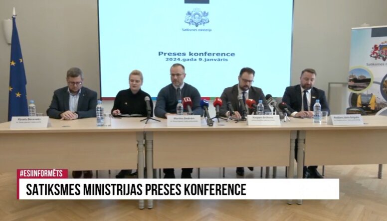 Satiksmes ministrijas preses konference par elektrovilcienu tehniskajām nepilnībām