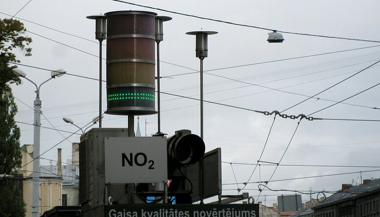 Gaisa kvalitāti Rīgā var uzlabot arī nepaaugstinot nodokļus, pauž Latkovskis