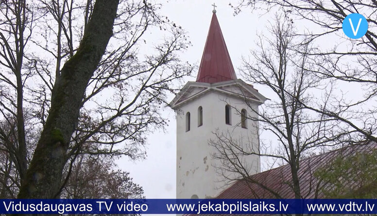 Patriotisma nedēļa sākas ar baznīcu zvanu skaņām