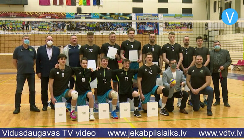 Godina četrkārtējos Latvijas Kausa ieguvējus – volejbola komandu “Jēkabpils lūši”