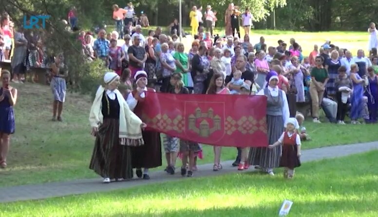 Tērvetes novada pilngadības gadā nosvinēti "Citādi svētki"