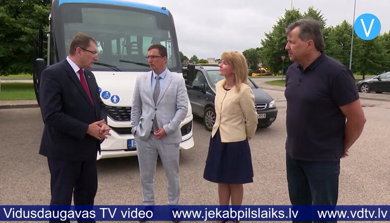 Satiksmes ministrs ar Jēkabpils novada pārstāvjiem pārrunā nozares aktuālākās problēmas