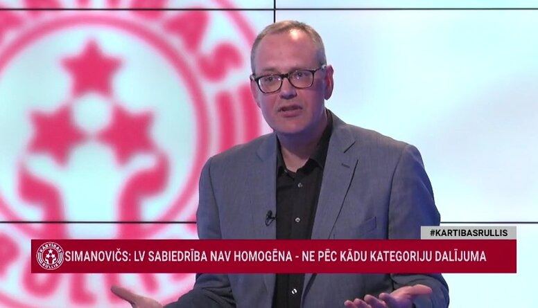 Kaspars Simanovičs: Latvijā lielākajai daļai cilvēku joprojām ir "bada izjūta"