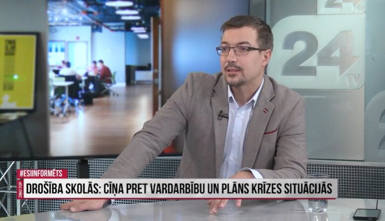 Kalvāns: Princips ir jāmaina - tas ir jūsu bērns un mēs tikai palīdzam