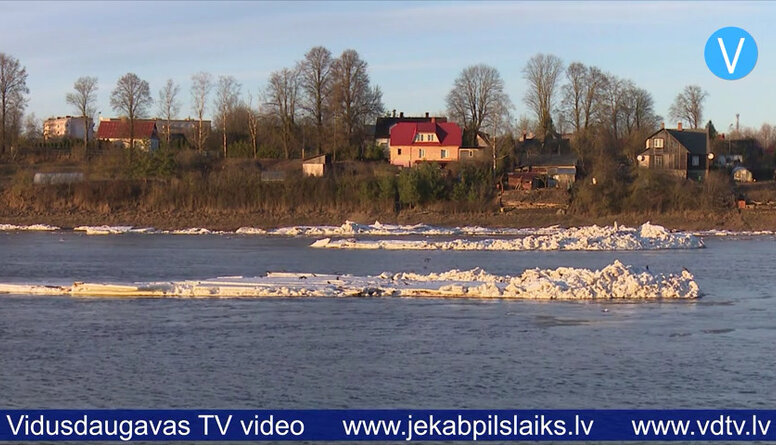 Daugavā pie Jēkabpils sākusies ledus iešana