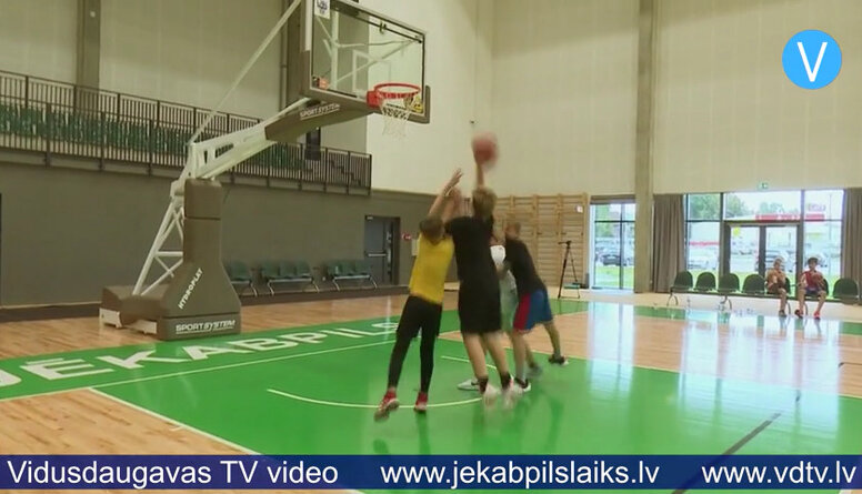 Jēkabpilī norit Basketbola diena jaunajiem sportistiem