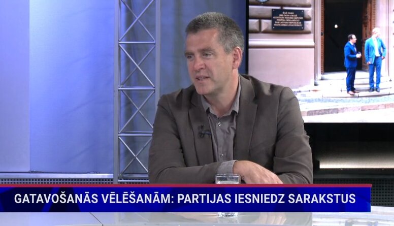 Gatavošanās vēlēšanām: partijas iesniedz sarakstus