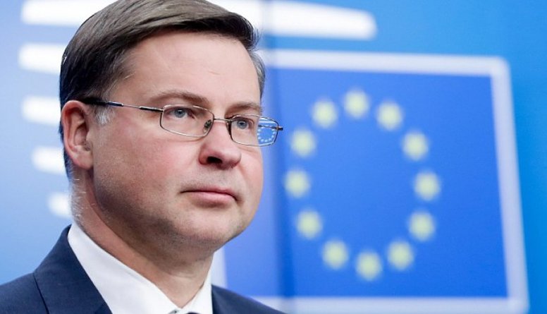 Viedoklis: Dombrovskis nenes nekādu labumu Latvijai