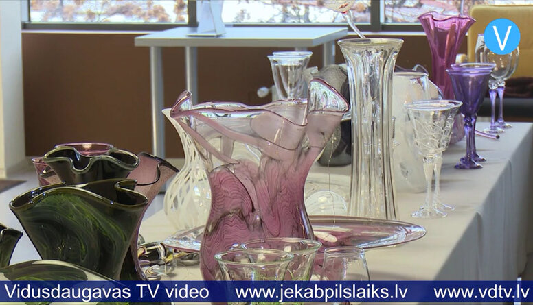 Līvānu stikla izstrādājumi ceļos pa Latviju
