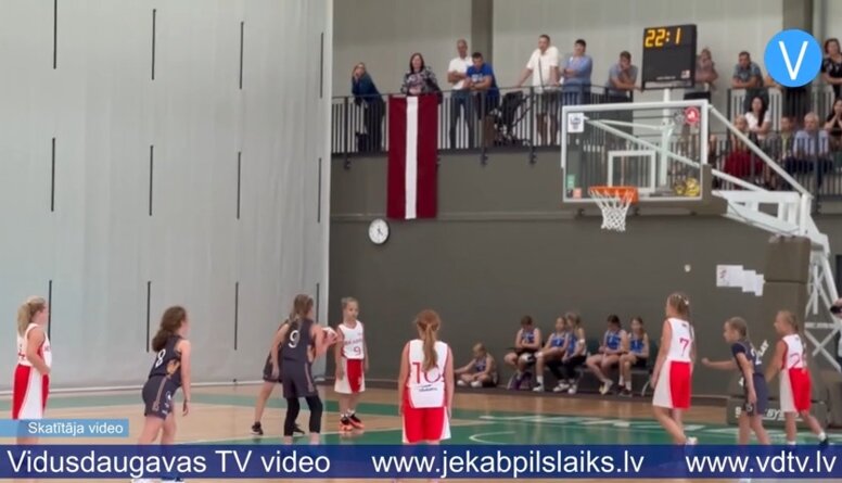 Meiteņu komandas uzkrāj pieredzi basketbola kausā “Lūsenes”