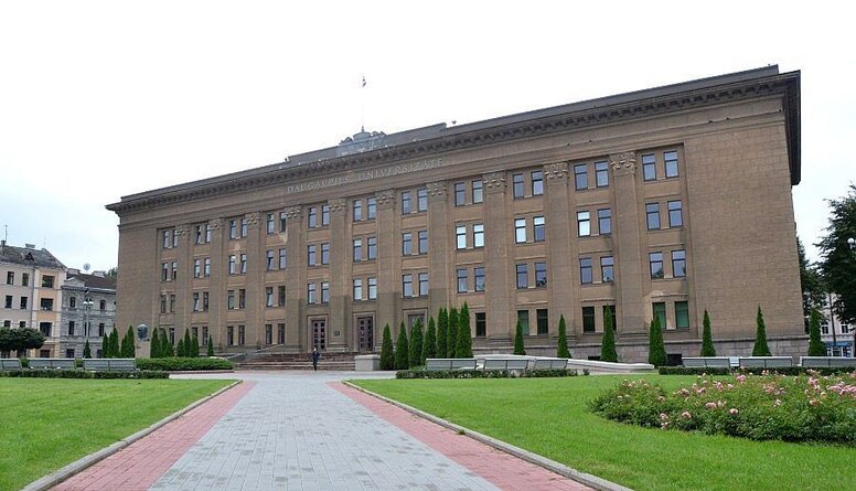 Adamovičs: Studentu skaits neietekmēs Daugavpils universitātes statusu
