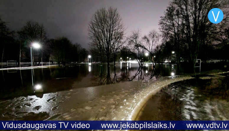 Jēkabpilī bīstami augsts ūdens līmenis Daugavā