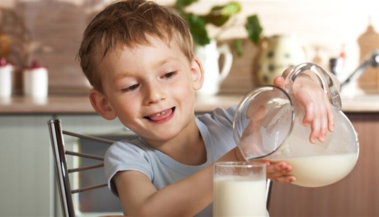 Vai bērni ēd pietiekami daudz produktus, kuri satur kalciju?