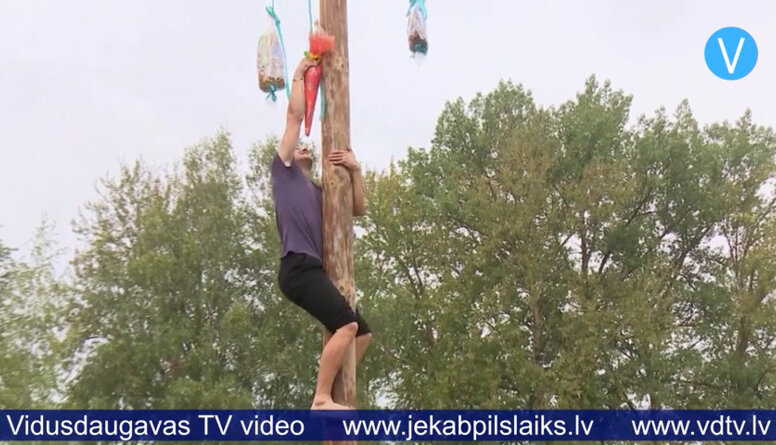 Krāšņi aizvadīts Miķeļdienas gadatirgus Jēkabpilī