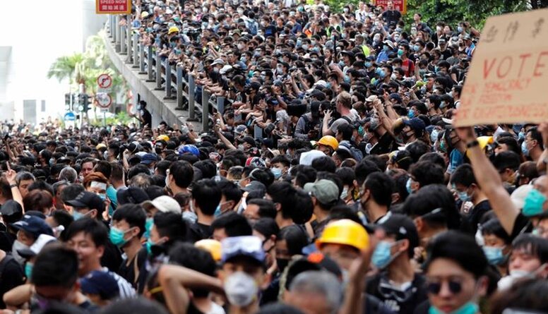 Kas izraisījis protestu vilni Honkongā?