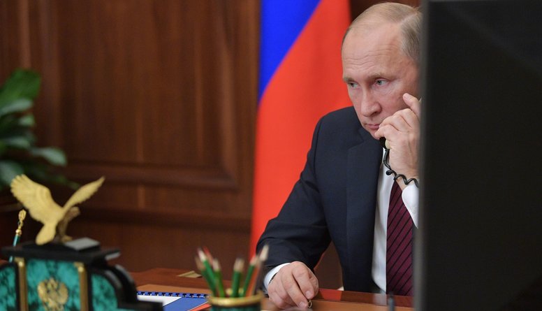 Putina un Zelenska pirmā telefonsaruna. Par ko viņi runāja?