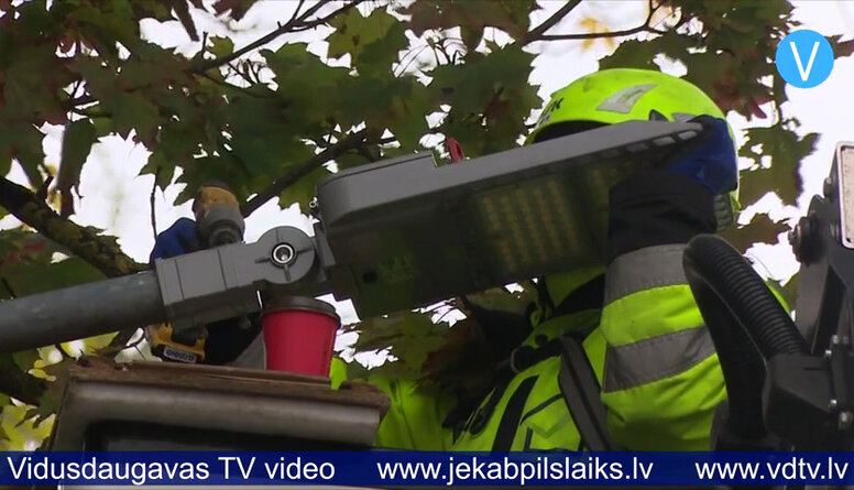Jēkabpilī īsteno Latvijā apjomīgāko ielu apgaismojuma projektu