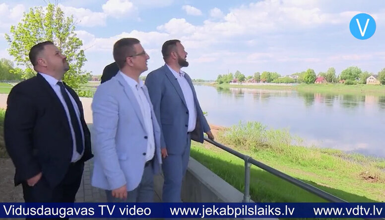 Satiksmes ministrs apmeklē Jēkabpils novadu