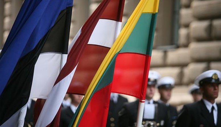 Viedoklis: Kādēļ Latvija nespēj ekonomikā apsteigt Lietuvu un Igauniju?