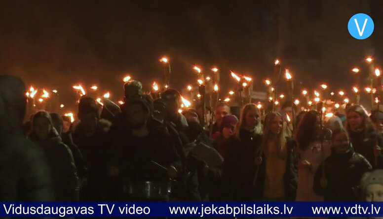 Lāčplēša dienā Jēkabpilī – lāpu gājiens un piemiņas brīdis