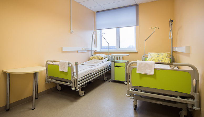 Slimnīcu slēgšana nav laba ideja, pauž Beitnere-Le Galla