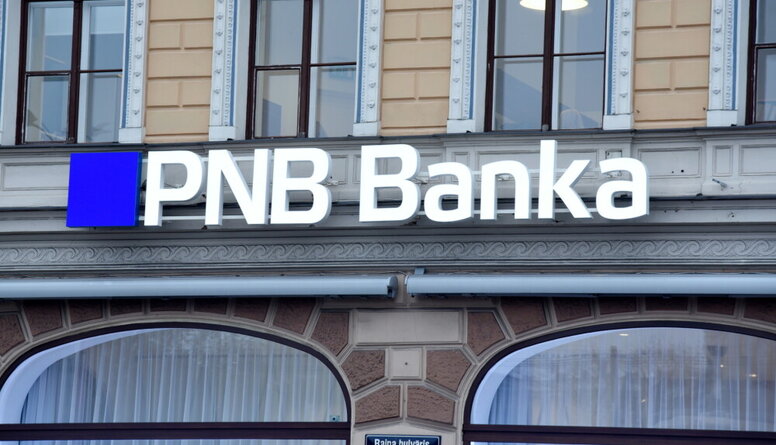 Kāpēc Rīgas namu pārvaldnieks neceļ prasību pret PNB banku?