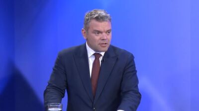 Jakrins: Savienojums starp centrālo staciju un lidostu ir vienkārši katastrofa