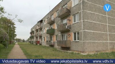 Daudzdzīvokļu mājā Jēkabpilī teju dubulti apkures rēķini: “Jēkabpils siltums” pārrēķinu neveic