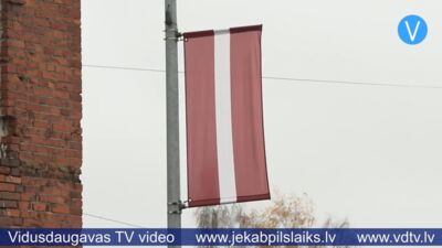 Līvānu ielas iemirdzas patriotiskajās krāsās