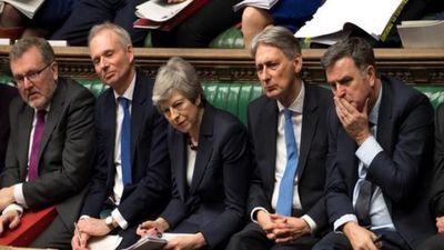 Lielbritānijas parlaments atkārtoti noraida alternatīvos "Brexit" scenārijus