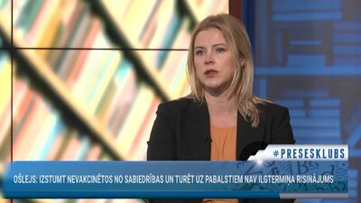 Evika Siliņa par pienākumu vakcinēties Latvijā un citviet pasaulē
