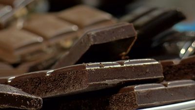 Kā ražo poraino šokolādi?