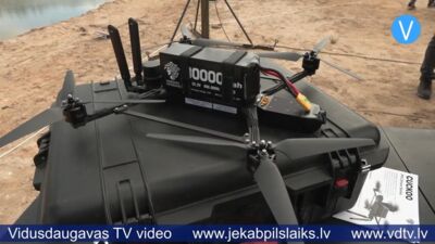 Militārajā poligonā “Sēlija” pārbauda Latvijas dronu industrijas spējas