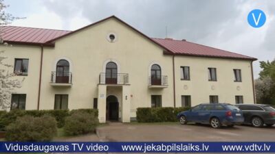 Trūkst audžuvecāku, kas uzņemtos rūpes par pusaudžiem