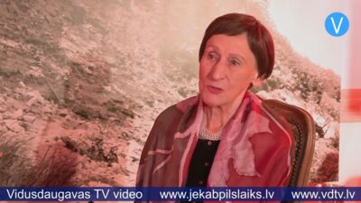 Staburagā sveic „Limuzīna Jāņu nakts krāsā” autori 90 gadu jubilejā