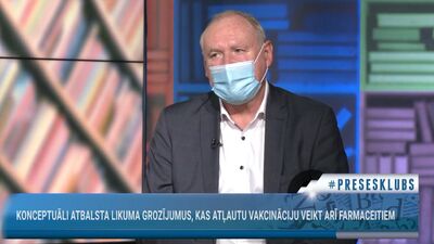 Jānis Birks: Esmu kategoriski pret vakcināciju aptiekās