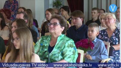 Jēkabpils novads sumina skolēnus un pedagogus par augstiem sasniegumiem olimpiādēs un konkursos
