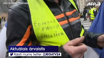 "Dzeltenās vestes" turpina protestus Francijā