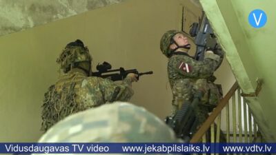 Jēkabpils pilsētā norisinās zemessargu mācības