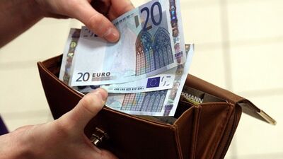 Prognoze: Vidējā bruto darba samaksa 2020. gadā pieaugs līdz 1200 eiro