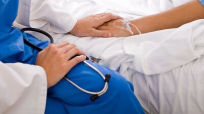 Skride: Kvalitāte medicīnā strauji krītas - pacienti mirst