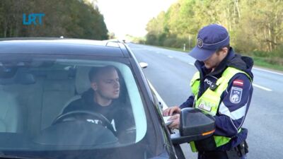 Šonedēļ pastiprināta policijas klātbūtne satiksmē