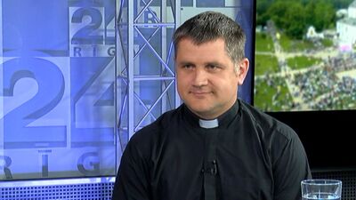 Priesteris: Sabiedrībā pieaug naida runa pret baznīcu
