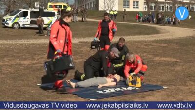 Skolēniem Ēnu dienā iespēja iepazīt operatīvo dienestu darbu