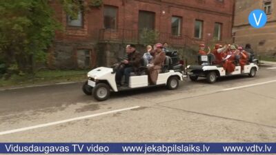 Dzejas dienas Viesītē pārtop ceļojumā pa pilsētu