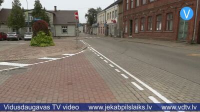 Tauta ziņo par defektiem jaunajā ielu līniju krāsojumā Jēkabpilī