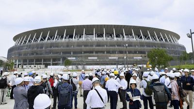 Teju pabeigts miljardu vērtais Tokijas Olimpisko spēļu galvenais stadions