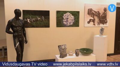 Kailums, uguns un zeme – cilvēka ķermenis un daba iedvesmo māksliniekus