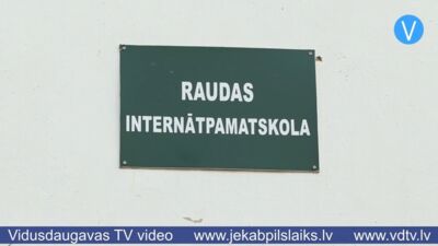 Raudā veidos migrantu skrīninga centru